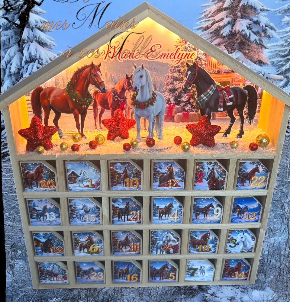 Calendrier de l’Avent en bois et LED personnalisé Cheval