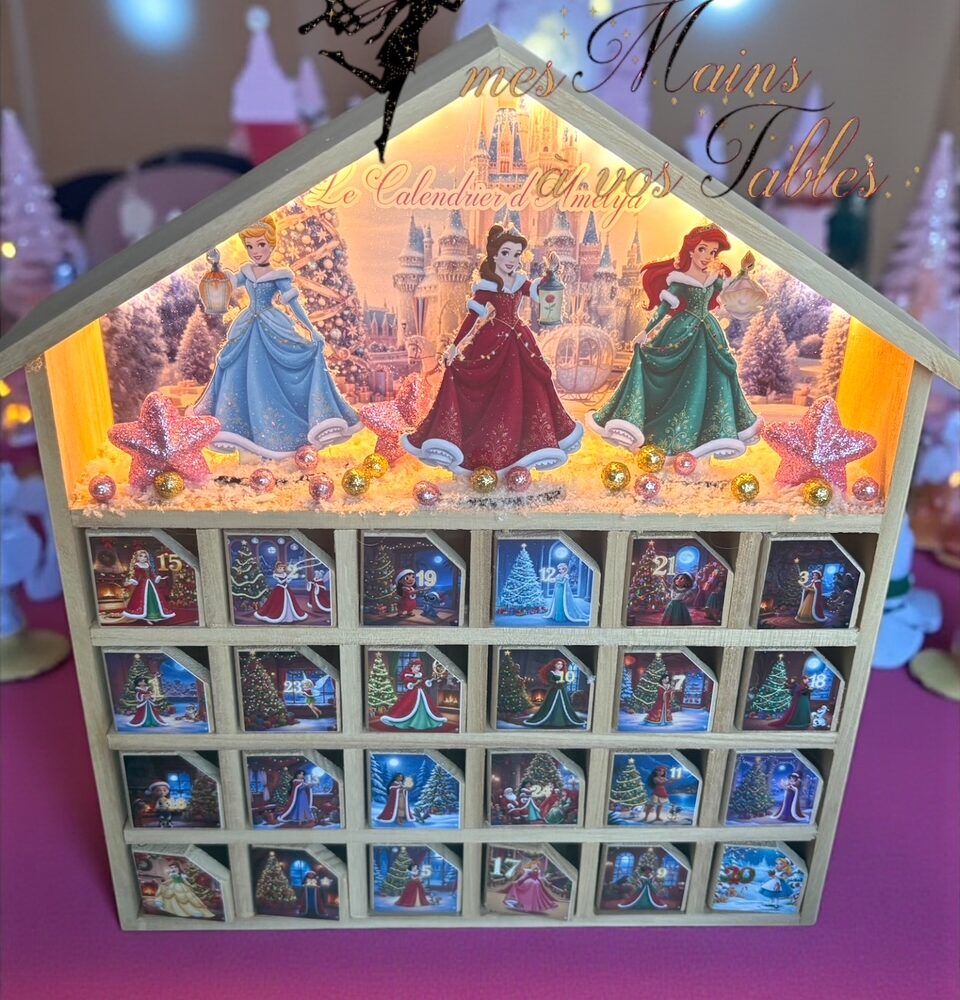 Calendrier de l’Avent en bois et LED personnalisé Princesses disney