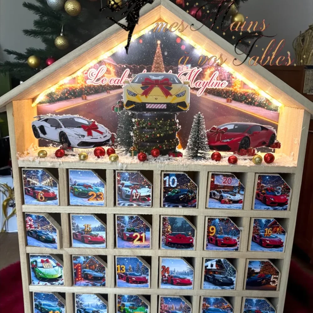 Calendrier de l’Avent en bois et LED personnalisé voiture de courses