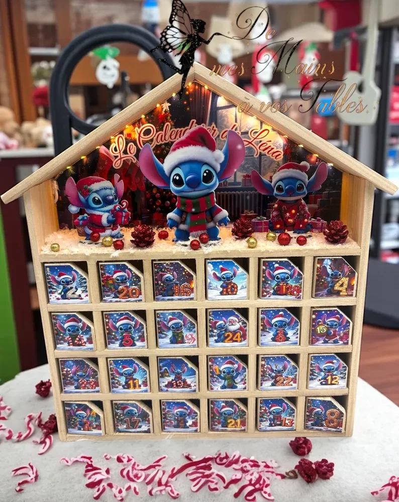 Calendrier de l’Avent en bois et LED personnalisé Stitch