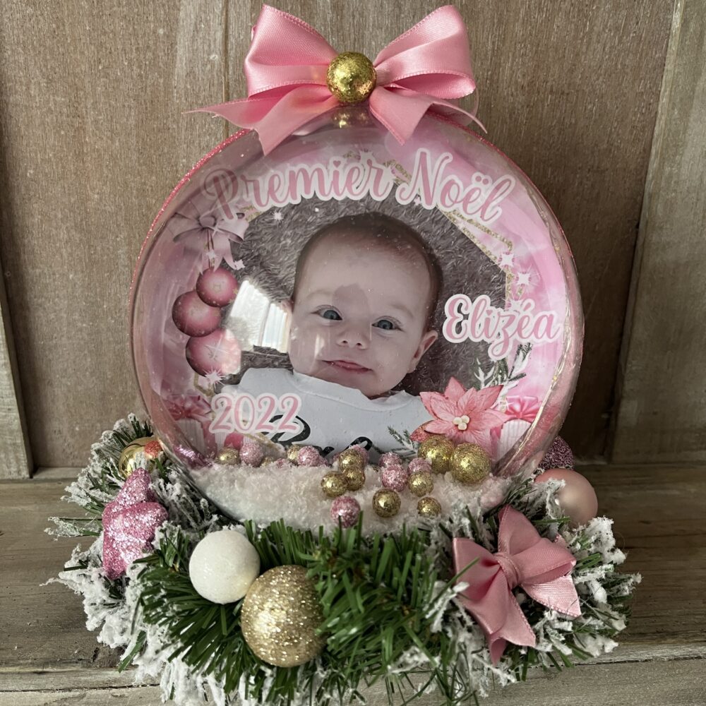 Boule de Noël plexi personnalisée Led thème rose