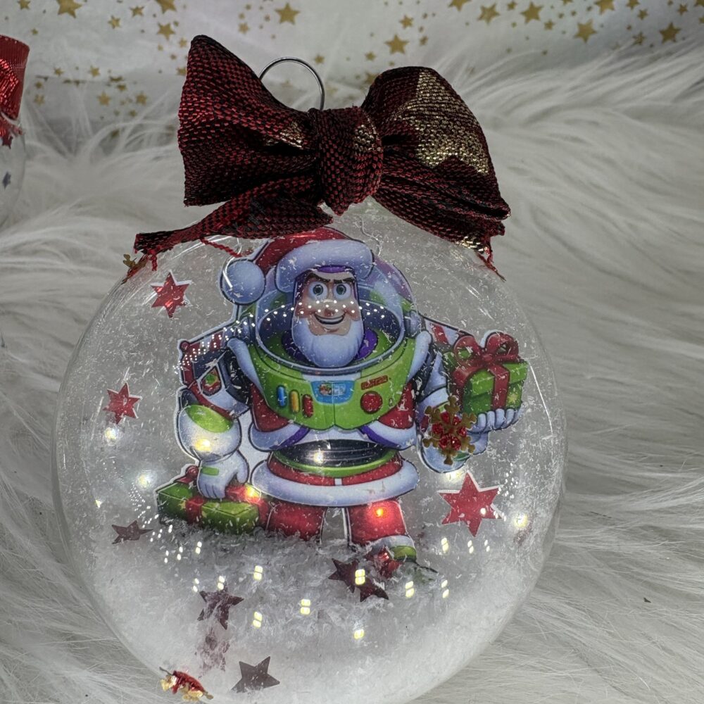 Boule de noël en verre personnage buzz l’éclair