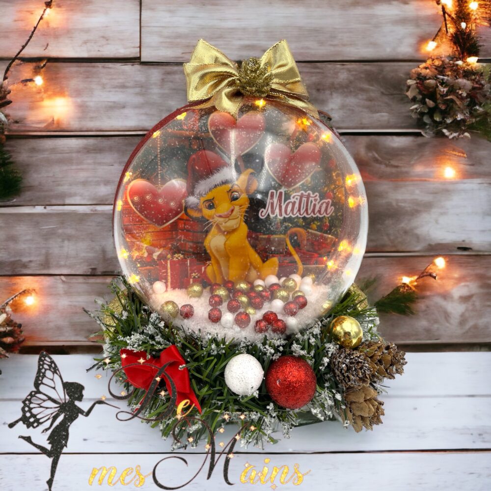 Boule de Noël plexi personnalisée Led Simba roi lion